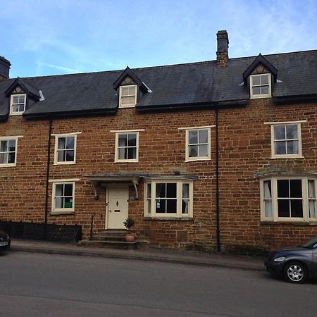 Kendal House B&B Тоустър Екстериор снимка